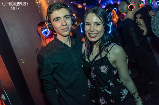 Kopfhörerparty Aalen, Silent Disco Aalen, Kopfhörerparty, Silent Party, kopfhörer party, silent events, Silent Disco, neon lights