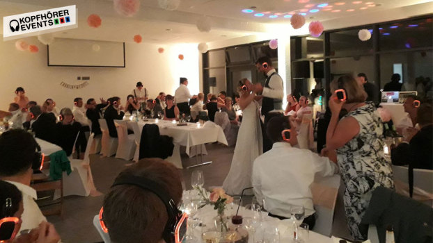 Silent Disco, Silent Party, Kopfhörer Party, Kopfhörer Events, Silent Disco Equipment, Silent Disco mieten, Silent Disco kaufen, Silent Party Kopfhörer